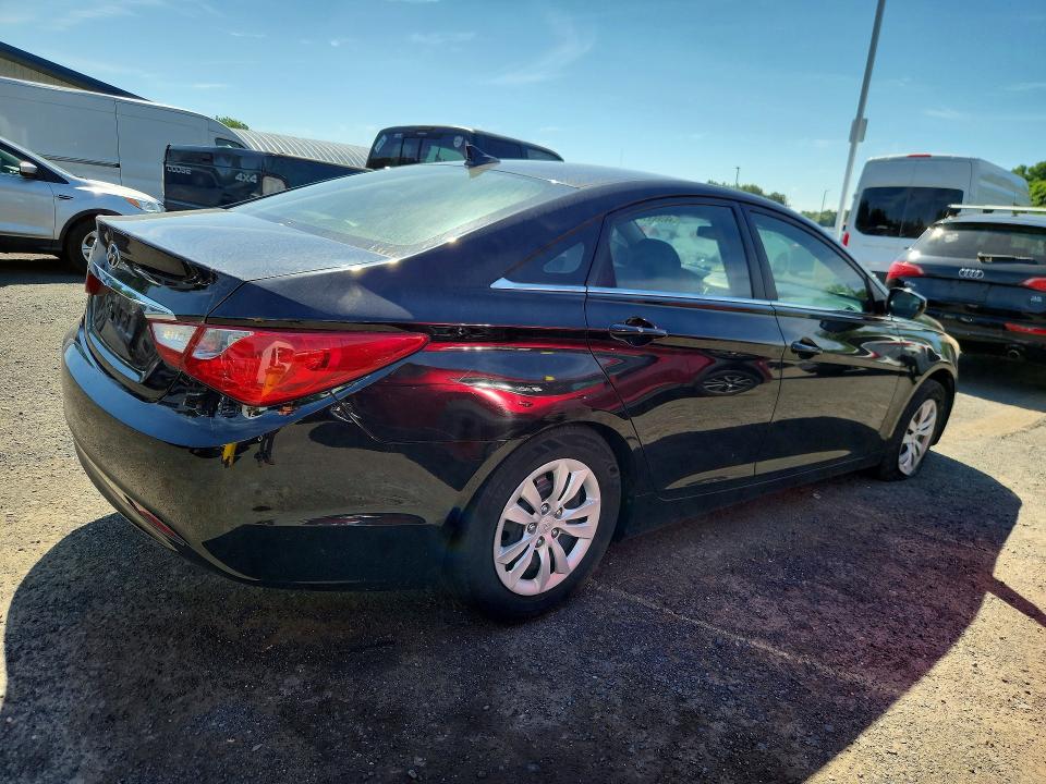 2011 Hyundai Sonata VIN 5NPEB4AC2BH299142 COPART salvage auction — VANDALISM, Ct - Cert Of Title-Salvage, sold $550 on 2026-07-02 (photo 3)