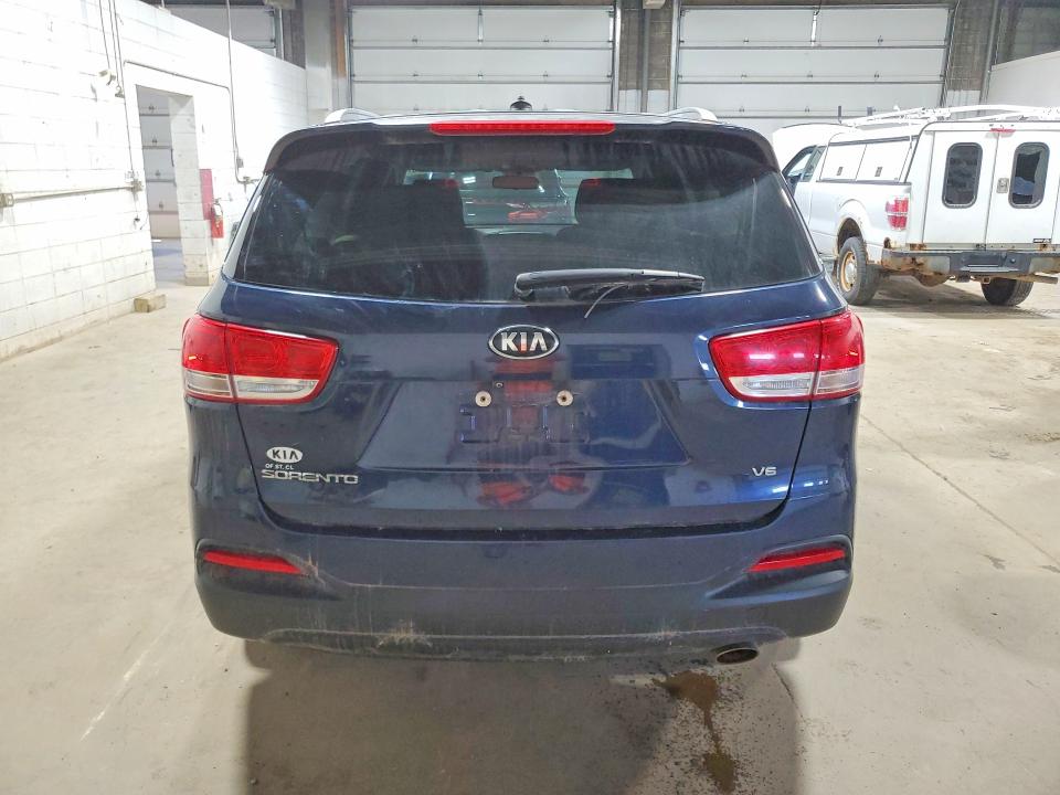 2017 Kia Sorento VIN 5XYPGDA54HG214152 COPART salvage auction — MINOR DENT/SCRATCHES, Mn - Certificate Of Title, sold $1,700 on 2026-07-09 (photo 6)