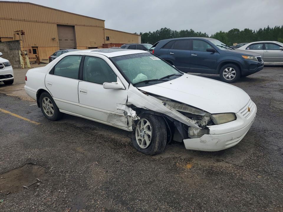 1998 Toyota Camry VIN JT2BF28K8W0090637 COPART salvage auction — FRONT END, SC - CERT OF TITLE-SALVAGE, sold $200 on 2026-07-31 (photo 4)