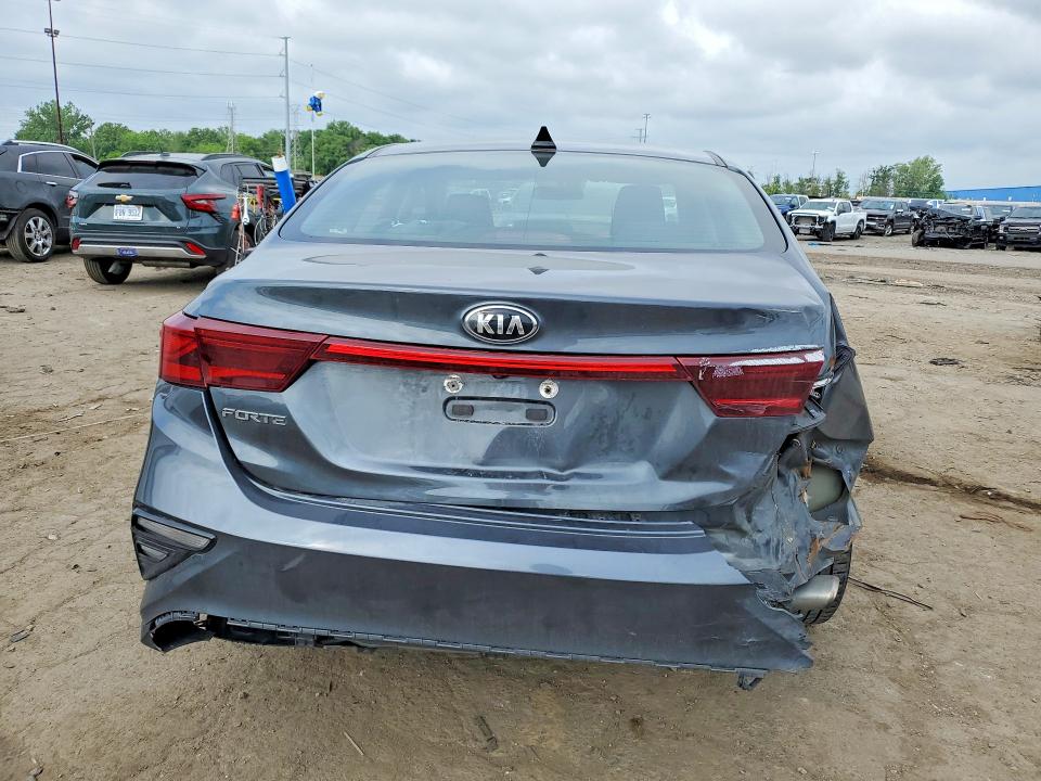 2019 Kia VIN 3KPF24AD3KE132323 COPART salvage auction — REAR END, Mi - Certificate Of Title, sold $1,950 on 2026-07-10 (photo 6)