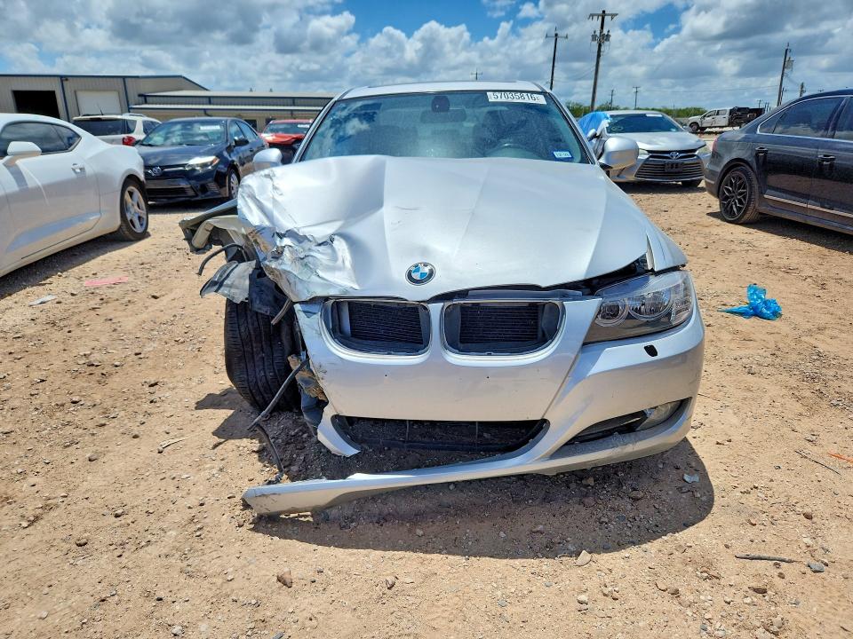 2011 BMW 3 series VIN WBAPK5G52BNN79079 COPART salvage auction — FRONT END, Tx - Salvage Vehicle Title, sold $150 on 2026-07-30 (photo 5)