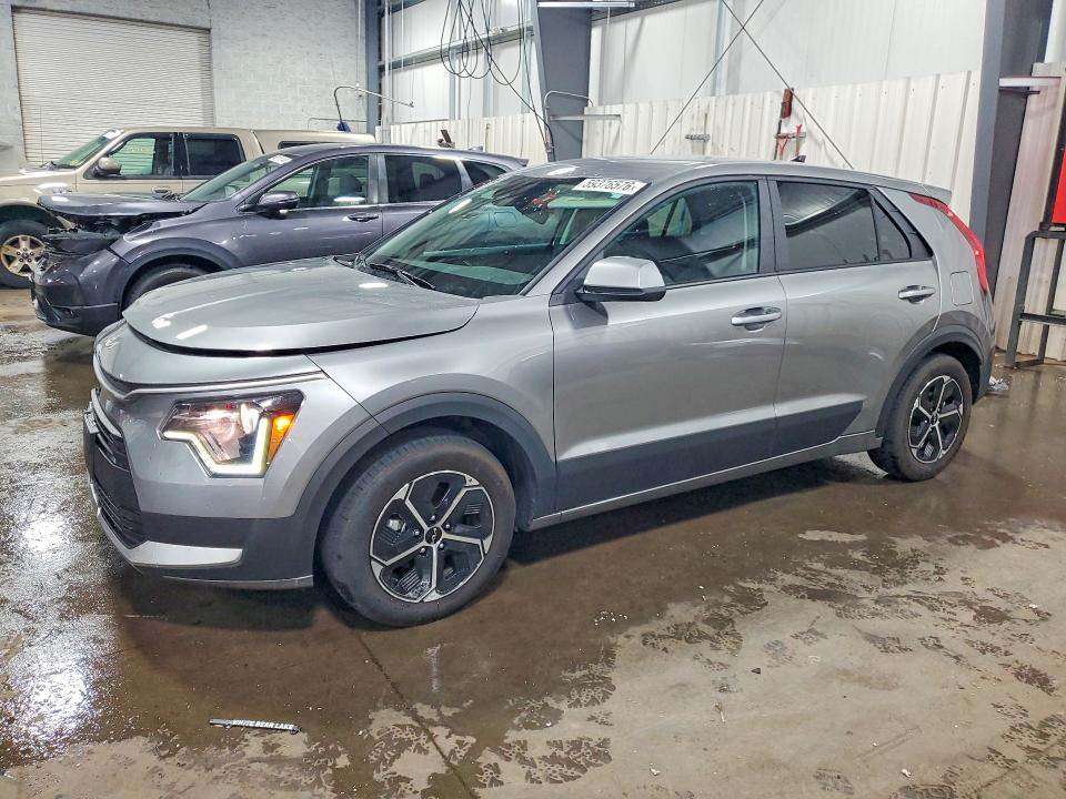 2024 Kia Niro VIN KNDCP3LE3R5164960 — COPART salvage auction photo