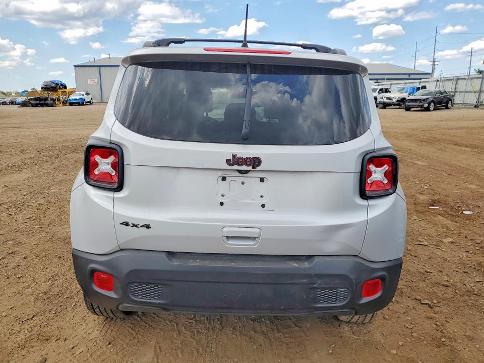 2020 Jeep VIN ZACNJBBB7LPL75103 COPART salvage auction — FRONT END, Salvage Title, sold $1,300 on 2026-07-10 (photo 6)