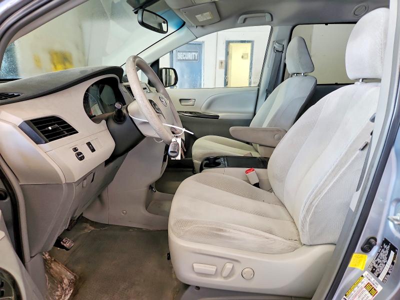 2012 Toyota Sienna VIN 5TDJK3DCXCS046697 COPART salvage auction — MINOR DENT/SCRATCHES, OH - CERT OF TITLE-REPOSSESSION, sold $2,100 on 2026-07-28 (photo 7)