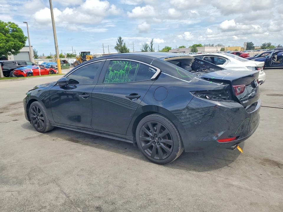 2025 Mazda 3 VIN JM1BPABM1S1777472 COPART salvage auction — REAR END, FL - CERT OF TITLE SLVG REBUILDABLE, sold $2,500 on 2026-07-22 (photo 2)