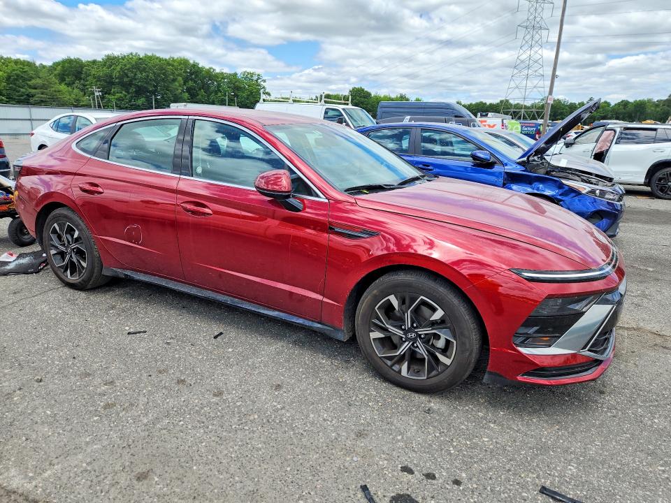 2025 Hyundai Sonata VIN KMHL64JA8SA504959 COPART salvage auction — REAR END, Fl - Certificate Of Destruction, sold $8,200 on 2026-07-22 (photo 4)