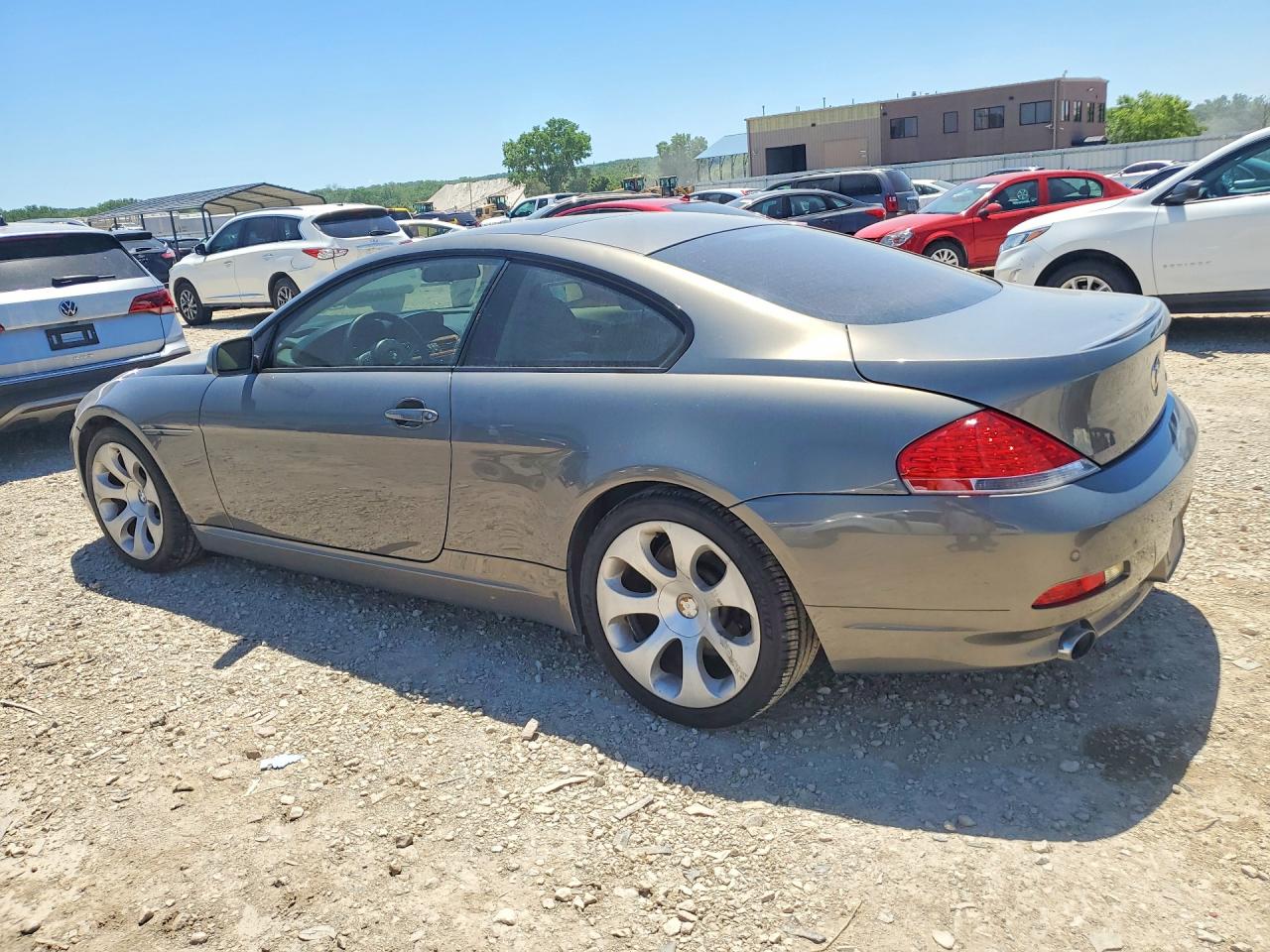 2007 BMW 6 Series VIN WBAEH13557CR51392 COPART salvage auction — Normal Wear, MO - DEALER ONLY CLEAN TITLE, sold $1,300 on 2026-07-02 (photo 2)