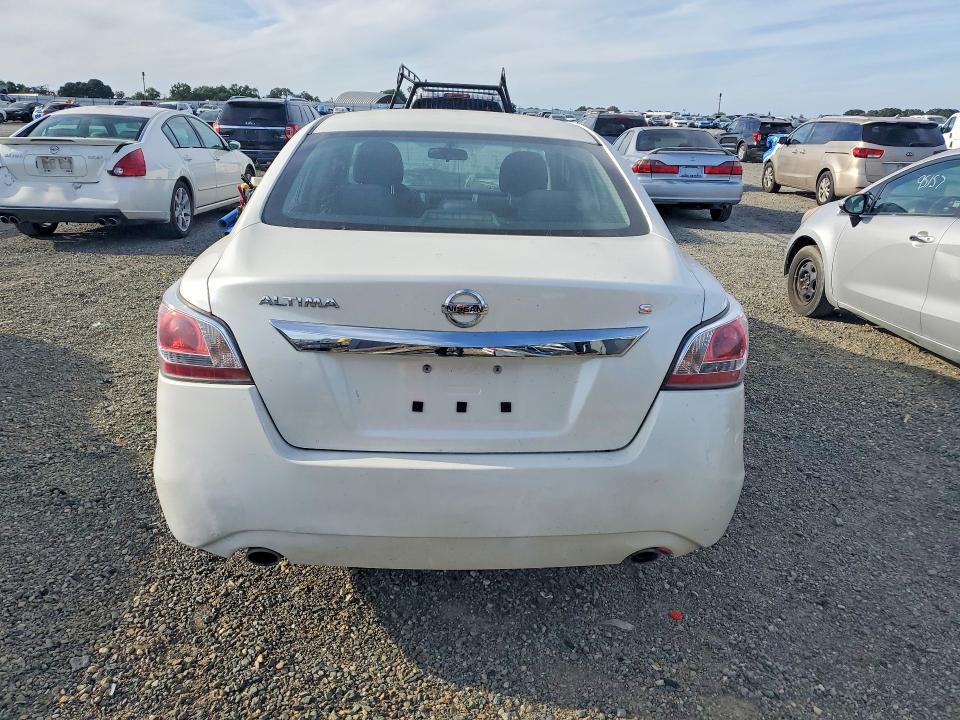 2015 Nissan Altima VIN 1N4AL3AP6FC135005 COPART salvage auction — FRONT END, Ca - Dis/Dlr/Exp Only Lien Papers, sold $1,700 on 2026-07-02 (photo 6)