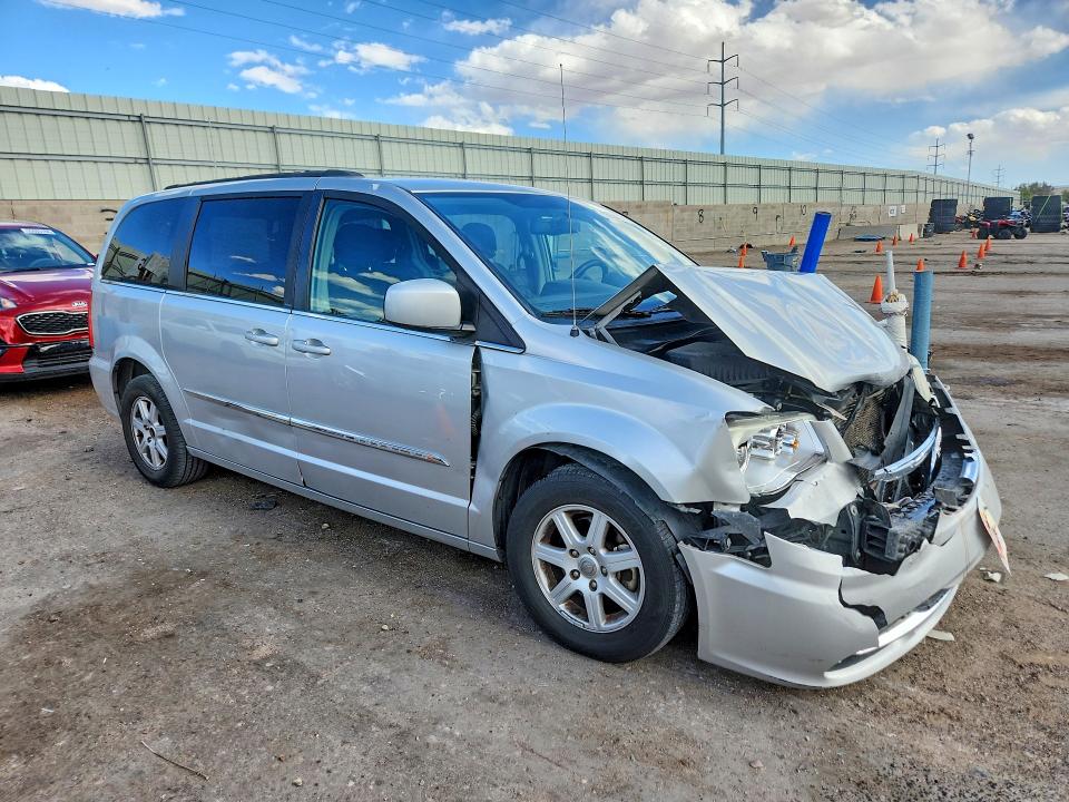 2011 Chrysler Town & country VIN 2A4RR5DG5BR708510 COPART salvage auction — FRONT END, NM - CERT OF TITLE-SALVAGE (P), sold $550 on 2026-07-09 (photo 4)