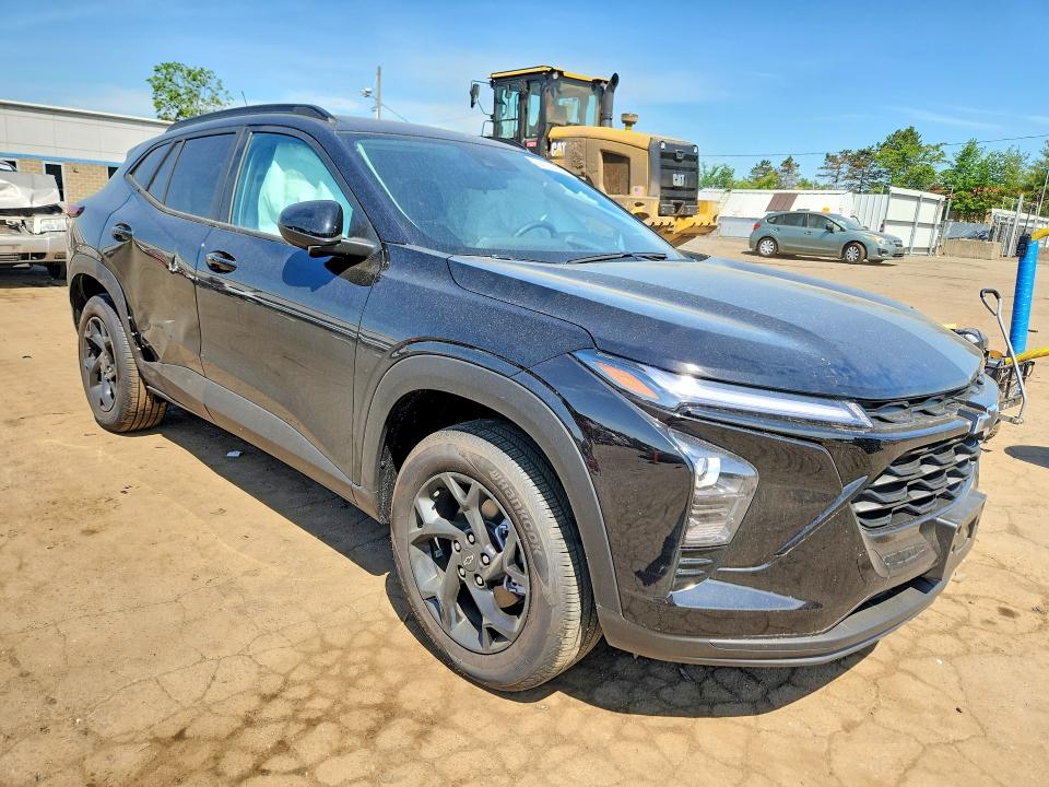 2026 Chevrolet Trax VIN KL77LHEP3TC151165 COPART salvage auction — SIDE, Ct - Cert Of Title-Salvage, sold $8,200 on 2026-07-31 (photo 4)