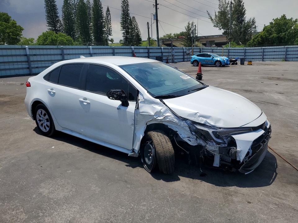 2026 Toyota Corolla VIN JTDBCMFE8T3129827 COPART salvage auction — FRONT END, FL - CERTIFICATE OF DESTRUCTION, sold $4,500 on 2026-07-22 (photo 4)
