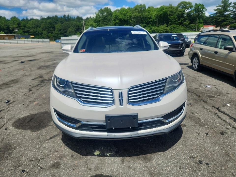 2018 Lincoln Mkx VIN 2LMPJ8LR8JBL19280 COPART salvage auction — WATER/FLOOD, Wv - Salvage Cert - Flood Damaged, sold $4,650 on 2026-07-02 (photo 5)
