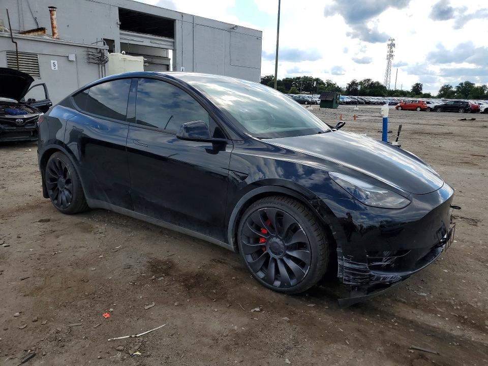 2025 Tesla Model y VIN 7SAYGDEF3SA343294 COPART salvage auction — FRONT END, Va - Cert Of Title - Salvage, sold $21,300 on 2026-07-22 (photo 4)