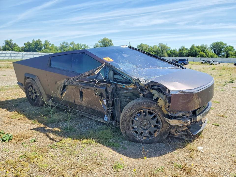 2024 Tesla VIN 7G2CEHED6RA002269 COPART salvage auction — FRONT END, Ca - Salvage Certificate, sold $24,000 on 2026-07-06 (photo 4)