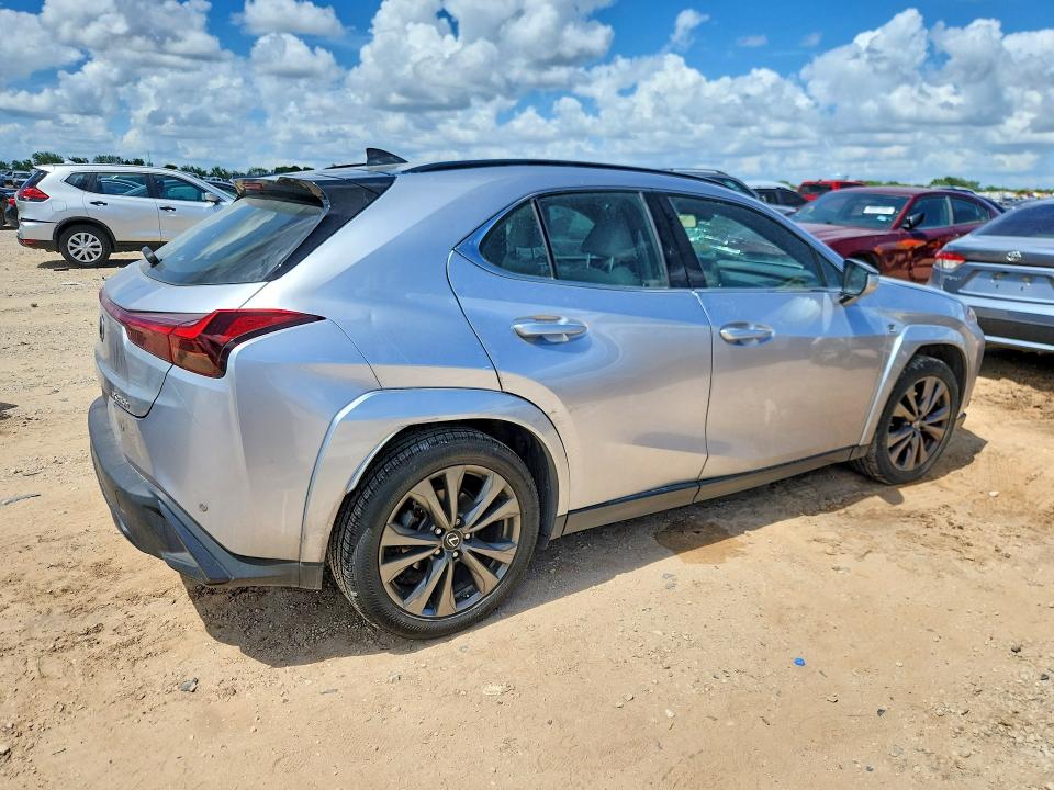 2024 Lexus Ux VIN JTHB6JBH1R2164003 COPART salvage auction — FRONT END, Tx - Salvage Vehicle Title, sold $4,050 on 2026-07-23 (photo 3)