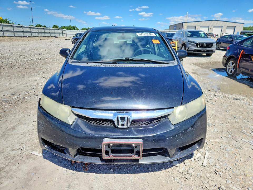 2010 Honda Civic VIN 19XFA1F58AE027990 COPART salvage auction — FRONT END, Nm - Certificate Of Title, sold $300 on 2026-07-04 (photo 5)
