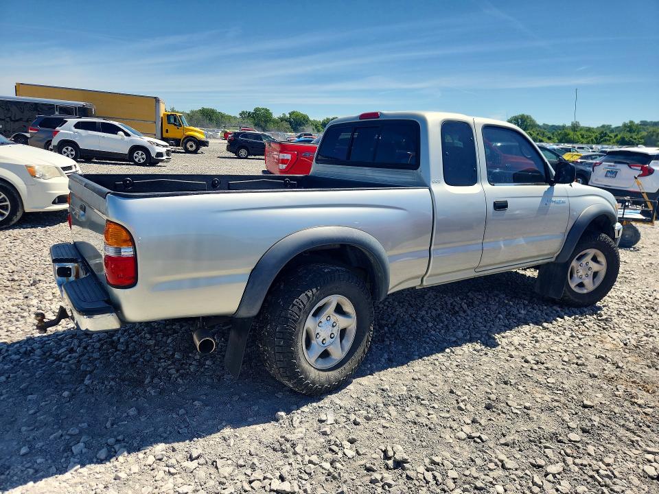 2003 Toyota Tacoma VIN 5TESN92N93Z231393 COPART salvage auction — UNDERCARRIAGE, Il - Salvage Certificate, sold $2,150 on 2026-07-06 (photo 3)