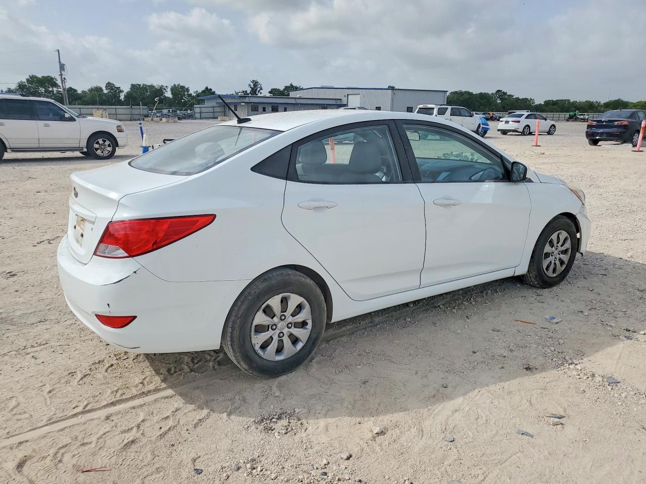 2015 Hyundai Accent VIN KMHCT4AE3FU817174 COPART salvage auction — Front End, TX - CERTIFICATE OF TITLE, sold $775 on 2026-07-09 (photo 3)