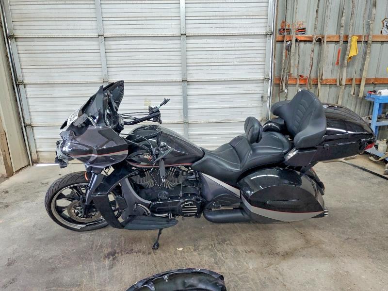 2015 Victory VIN 5VPYW36N5F3039004 COPART salvage auction — FRONT END, Tn - Salvage Certificate, sold $725 on 2026-07-23 (photo 3)