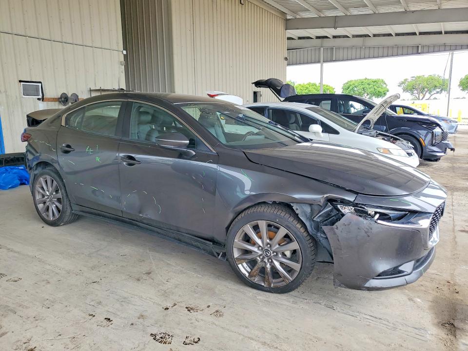 2019 Mazda VIN JM1BPACL7K1108242 COPART salvage auction — REAR END, Salvage Title, sold $2,200 on 2026-07-29 (photo 4)