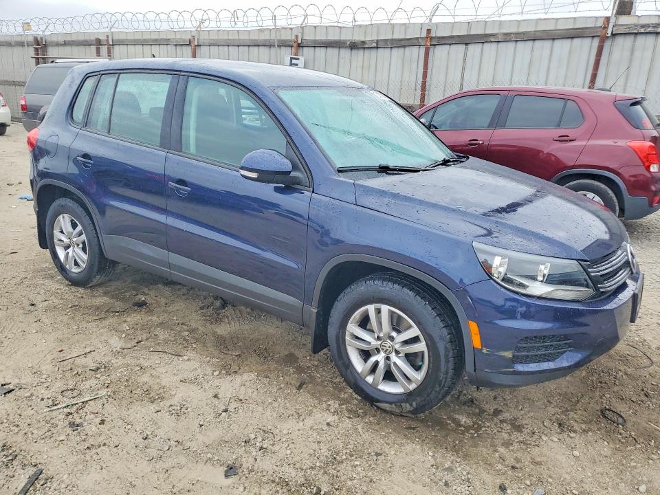 2012 Volkswagen Tiguan VIN WVGBV7AX9CW560708 COPART salvage auction — FRONT END, Ca - Dis/Dlr/Exp Only Clean Title, sold $450 on 2026-07-12 (photo 4)