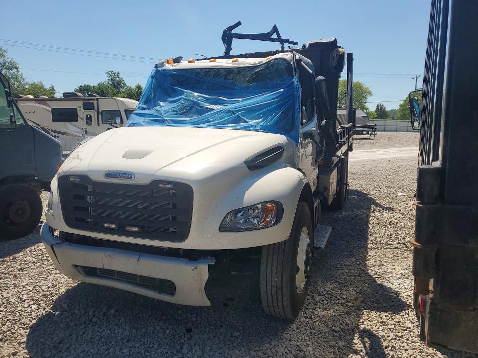 2026 Freightliner M2 106 VIN 1FVACWFC5THWP8401 COPART salvage auction — ROOF, TN - SALVAGE CERTIFICATE, sold $11,700 on 2026-07-22 (photo 1)