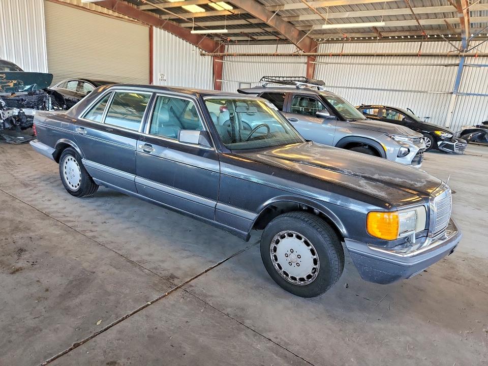 1989 Mercedes-benz 420 VIN WDBCA35E2KA481770 COPART salvage auction — MINOR DENT/SCRATCHES, Ca - Dis/Dlr/Exp Only Clean Title, sold $375 on 2026-07-30 (photo 4)