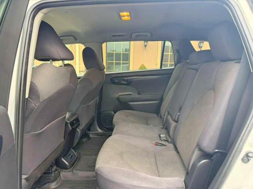 2020 Toyota Highlander VIN 5TDCZRBHXLS045636 COPART salvage auction — MINOR DENT/SCRATCHES, Nj - Certificate Of Title, sold $15,400 on 2026-07-09 (photo 9)