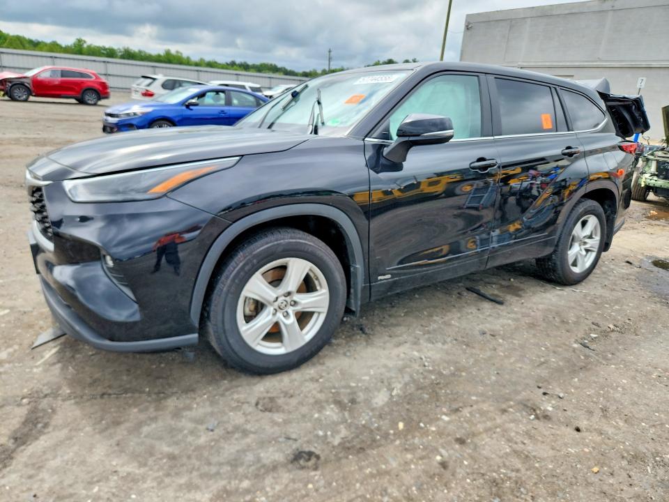 2023 Toyota Highlander VIN 5TDBBRCH8PS108818 COPART salvage auction — SIDE, Va - Cert Of Title - Salvage, sold $4,750 on 2026-07-15 (photo 1)