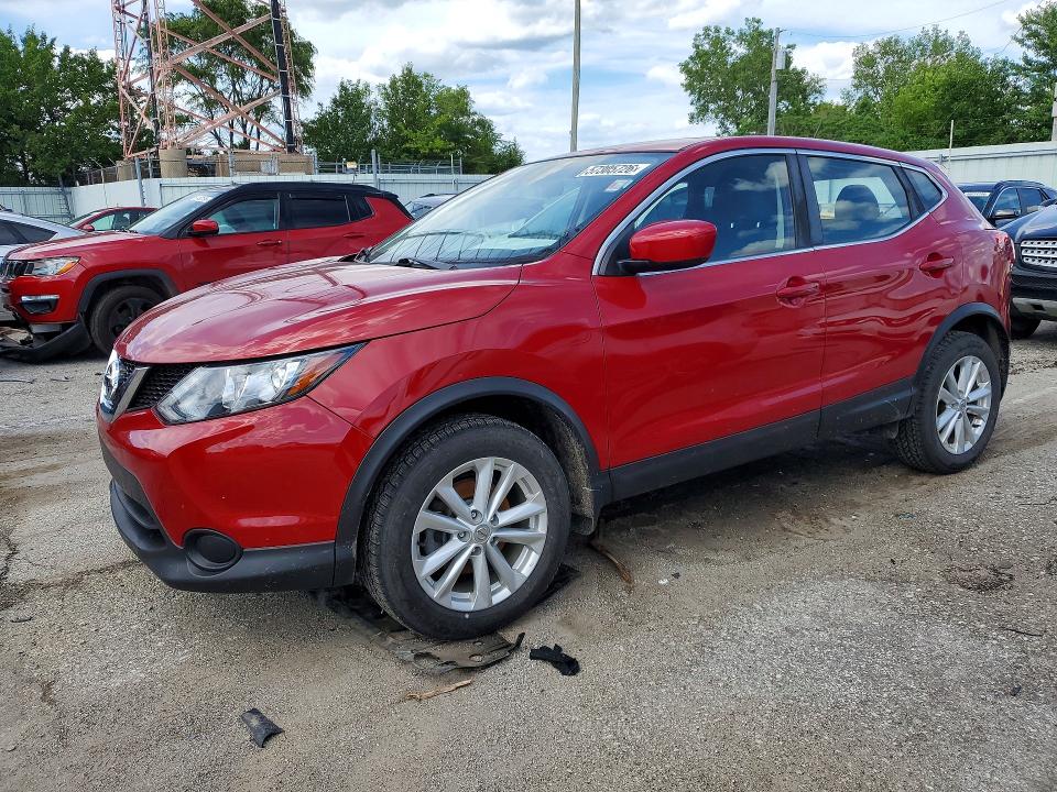 2017 Nissan Rogue VIN JN1BJ1CR0HW114372 COPART salvage auction — NORMAL WEAR, In - Certificate Of Title, sold $1,900 on 2026-07-08 (photo 1)