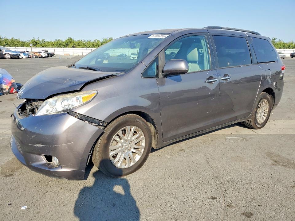 2011 Toyota Sienna VIN 5TDYK3DC8BS059011 COPART salvage auction — FRONT END, CA - SALVAGE CERTIFICATE, sold $2,050 on 2026-07-13 (photo 1)