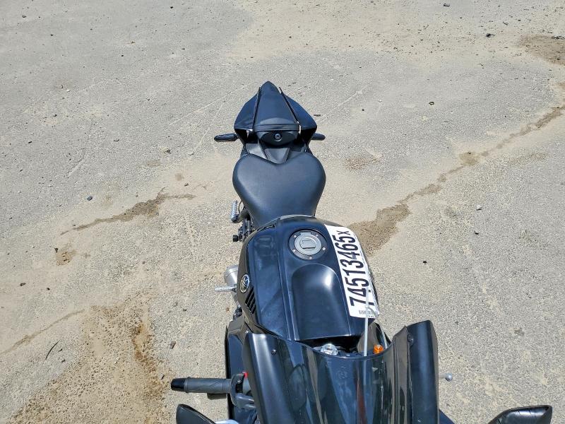 2025 Yamaha Yzf VIN JYARM38E8SA015447 COPART salvage auction — FRONT END, Salvage Title, sold $2,100 on 2026-09-10 (photo 5)