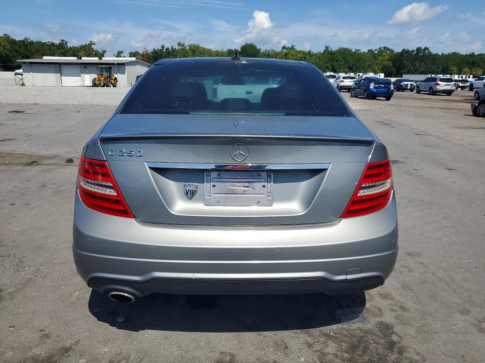 2013 Mercedes-benz C-klasse VIN WDDGF4HB6DR296384 COPART salvage auction — MECHANICAL, Mt - Certificate Of Title, sold $1,000 on 2026-07-13 (photo 6)