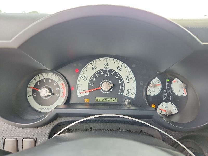 2008 Toyota Fj cruiser VIN JTEBU11F98K052907 COPART salvage auction — HAIL, Mo - Salvage Certificate Of Title, sold $3,900 on 2026-07-27 (photo 9)