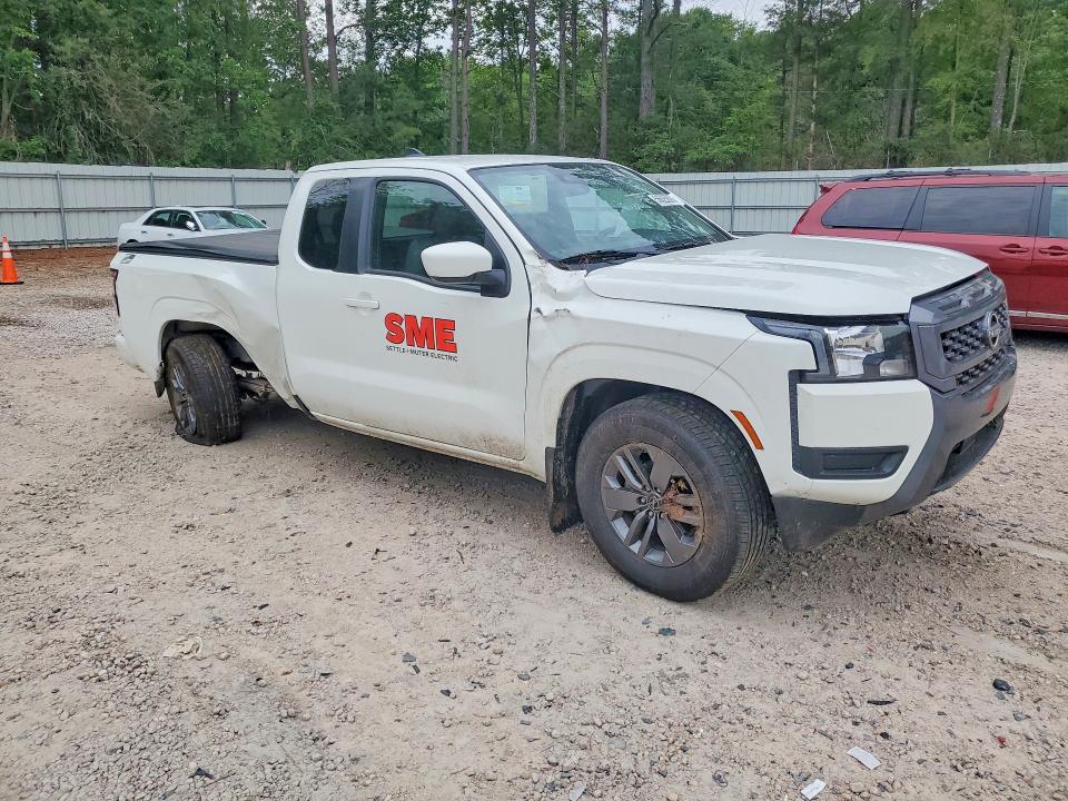 2025 Nissan Navara (frontier) VIN 1N6ED1CM3SN606183 COPART salvage auction — SIDE, Nc - Salvage Certificate Of Title, sold $1,050 on 2026-07-31 (photo 4)