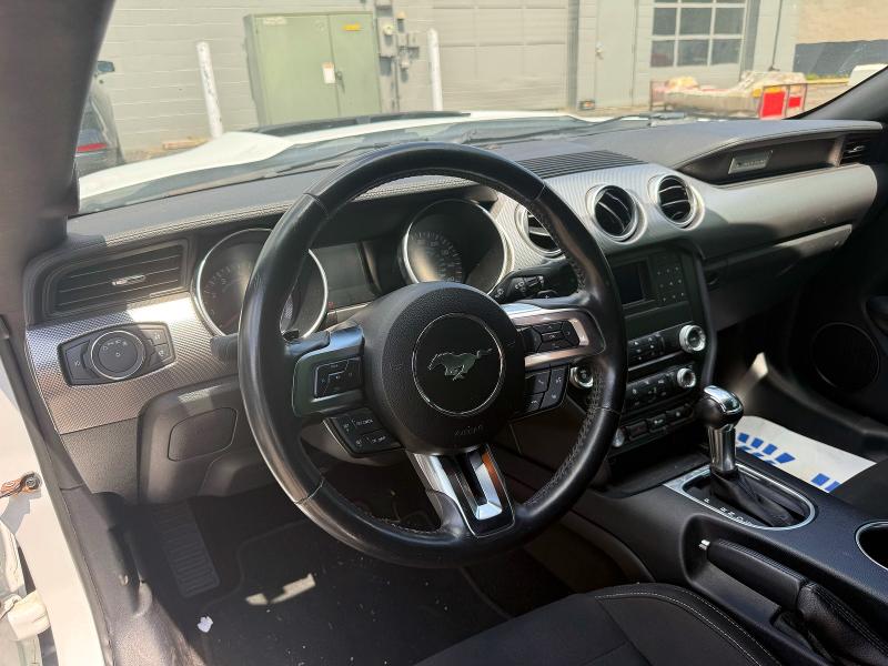 2019 Ford Mustang VIN 1FA6P8CF4K5146692 COPART salvage auction — MINOR DENT/SCRATCHES, MI - CERT OF TITLE-REBUILT SALVAGE (P), sold $7,000 on 2026-07-31 (photo 9)