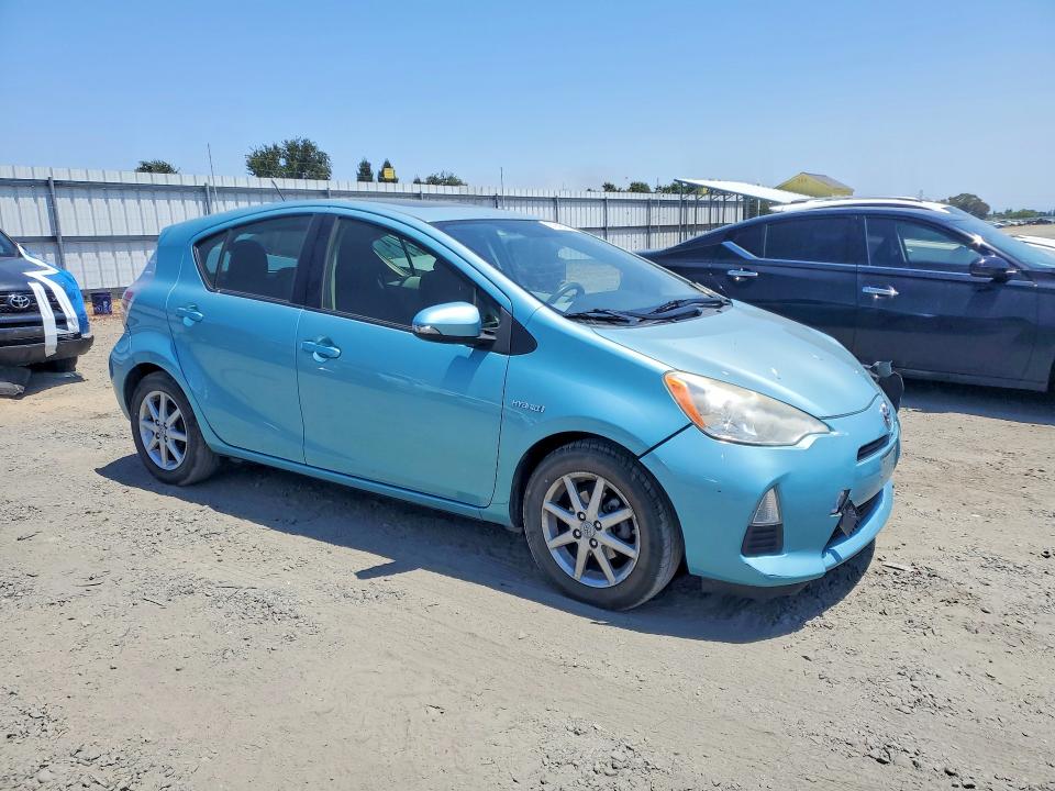 2012 Toyota Prius VIN JTDKDTB3XC1027467 COPART salvage auction — FRONT END, CA - SALVAGE CERTIFICATE, sold $1,750 on 2026-07-25 (photo 4)