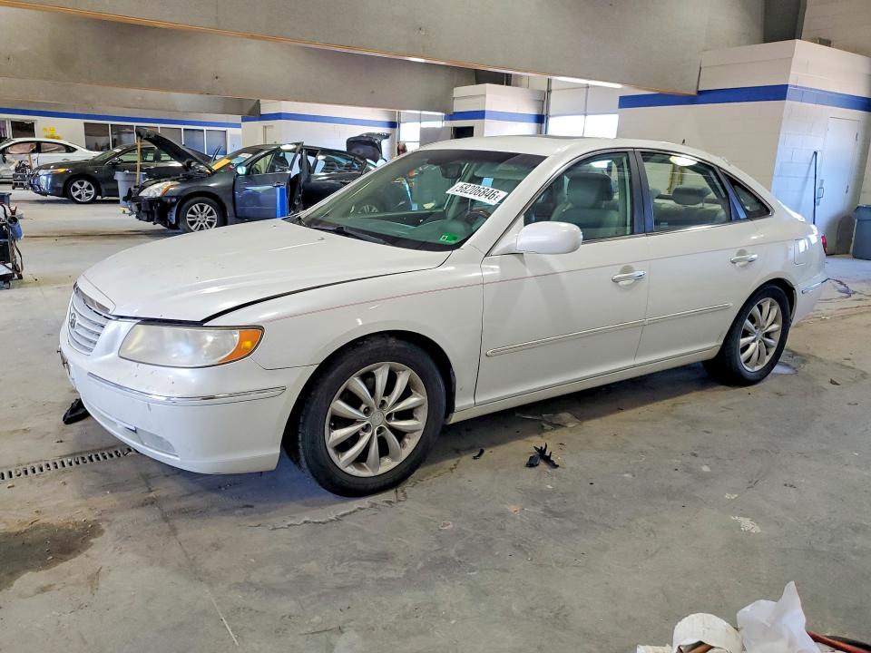 2007 Hyundai Azera VIN KMHFC46F87A210253 — COPART salvage auction photo