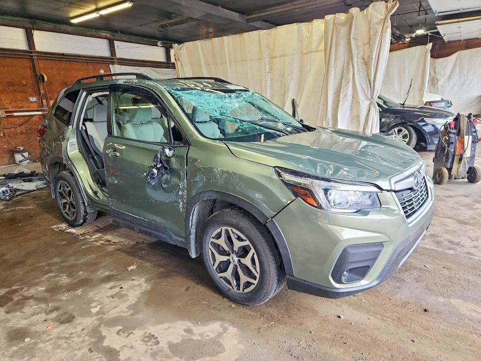 2020 Subaru Forester VIN JF2SKAJCXLH589468 COPART salvage auction — ROLLOVER, Pa - Certificate Of Salvage, sold $625 on 2026-07-23 (photo 4)