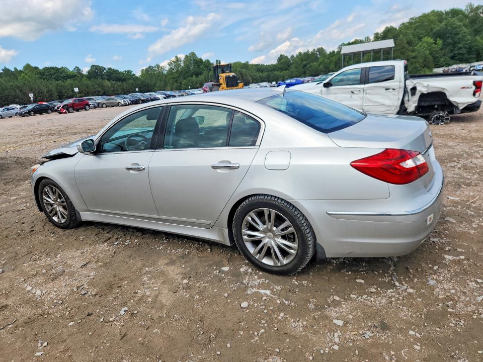 2013 Hyundai VIN KMHGC4DDXDU233758 COPART salvage auction — FRONT END, Va - Certificate Of Title, sold $800 on 2026-07-06 (photo 2)