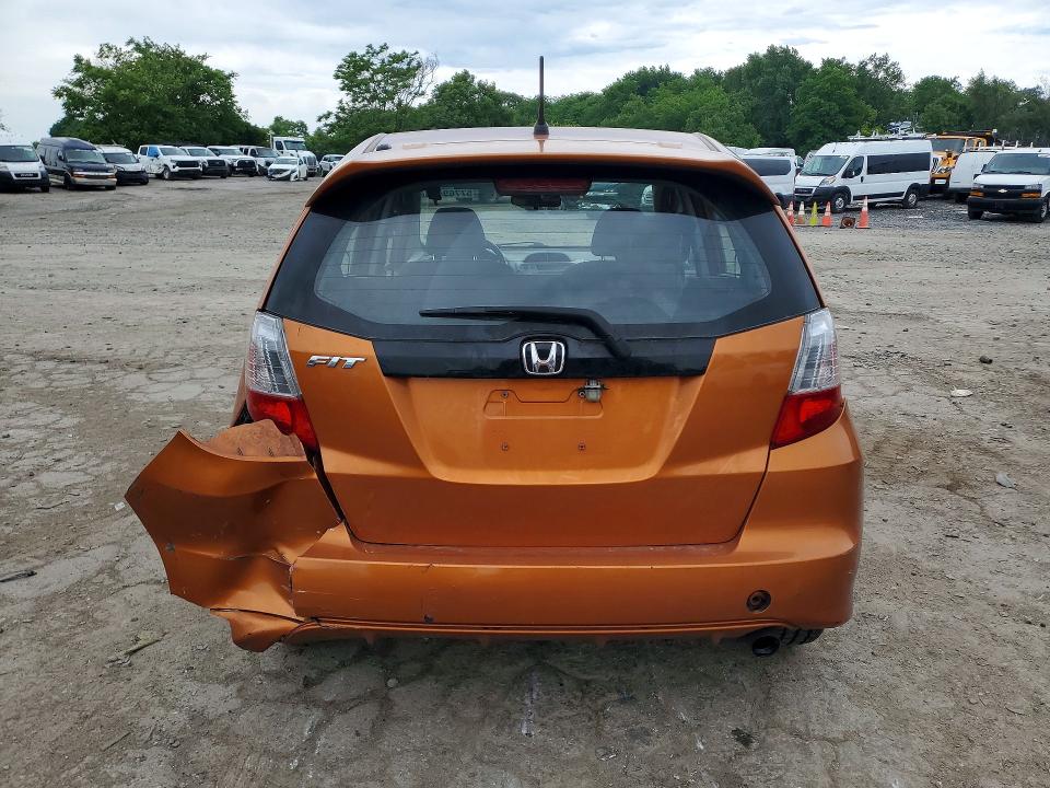 2010 Honda Fit VIN JHMGE8H43AS021497 COPART salvage auction — REAR END, Md - Cert Of Salvage > 75% Damage, sold $900 on 2026-07-28 (photo 6)