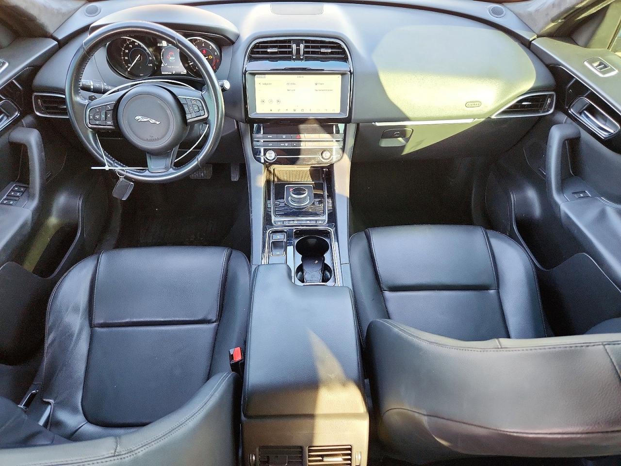 2019 Jaguar F-Pace VIN SADCJ2FX7KA609467 COPART salvage auction — Front End, IL - SALVAGE CERTIFICATE, sold $5,600 on 2026-06-30 (photo 8)