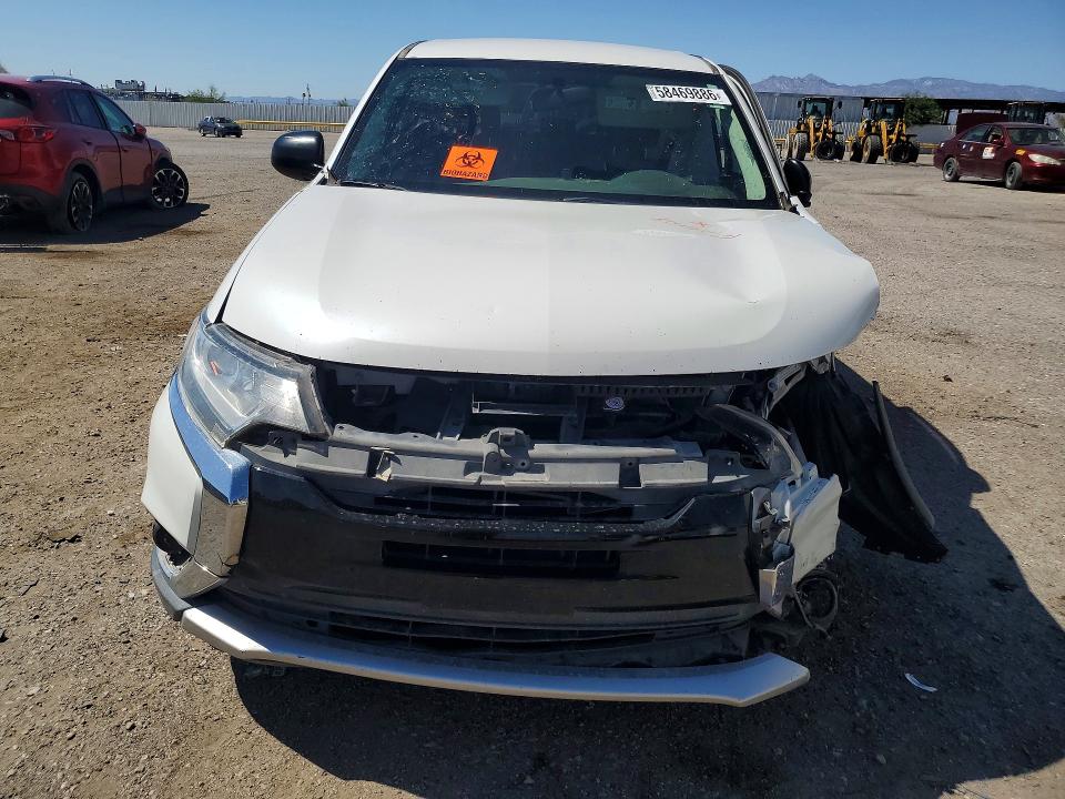 2017 Mitsubishi VIN JA4AD2A38HZ013643 COPART salvage auction — UNDERCARRIAGE, Az - Cert Of Title - Salvage, sold $1,850 on 2026-07-17 (photo 5)