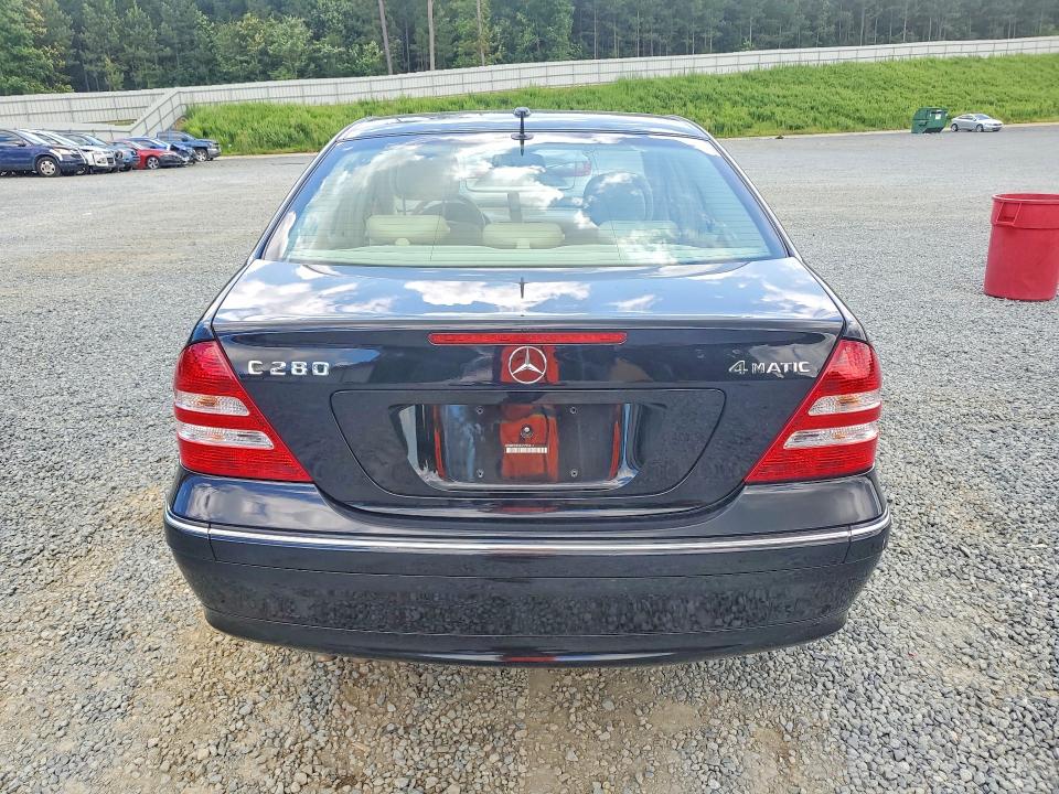 2006 Mercedes-benz C class VIN WDBRF92H96F795311 COPART salvage auction — REAR END, Nc - Salvage Certificate Of Title, sold $1,500 on 2026-07-23 (photo 6)