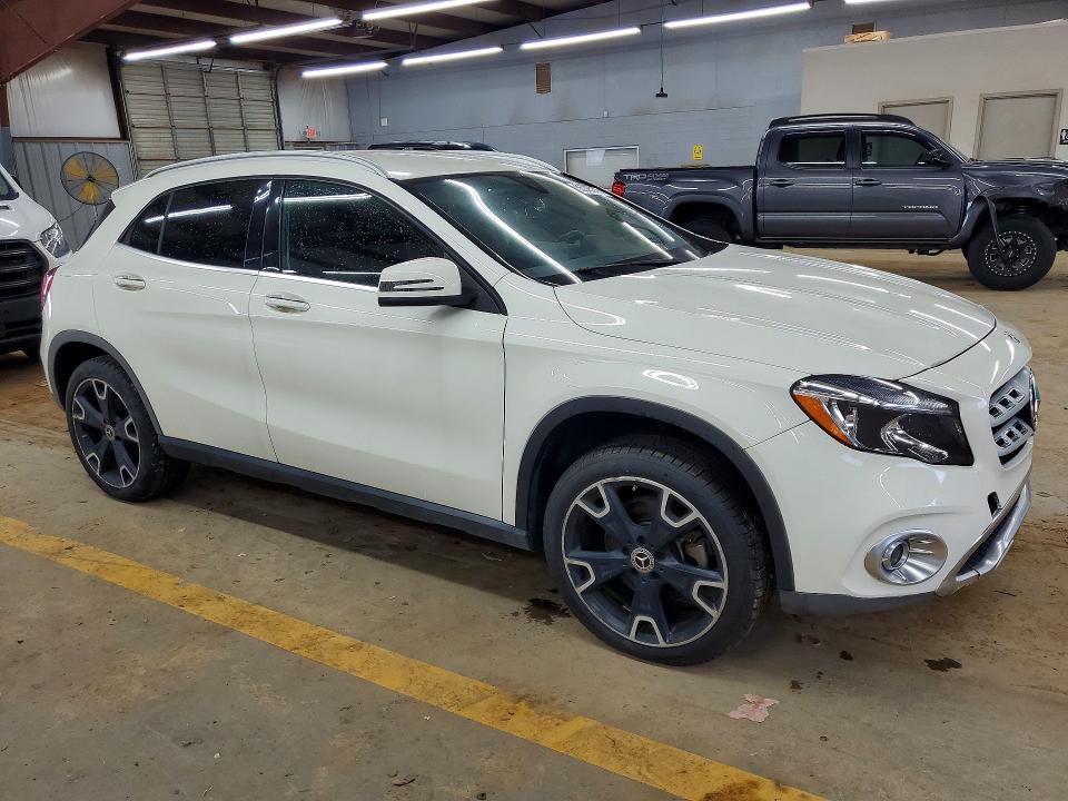 2018 Mercedes-benz VIN WDCTG4EB2JJ445033 COPART salvage auction — MECHANICAL, Ga - Dealer Only Clean Title, sold $3,850 on 2026-07-11 (photo 4)