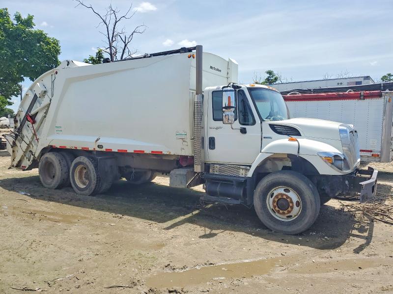 2008 International 7000-series VIN 1HTWGAAT58J690826 COPART salvage auction — MINOR DENT/SCRATCHES, FL - CERTIFICATE OF DESTRUCTION, sold $2,300 on 2026-07-29 (photo 1)