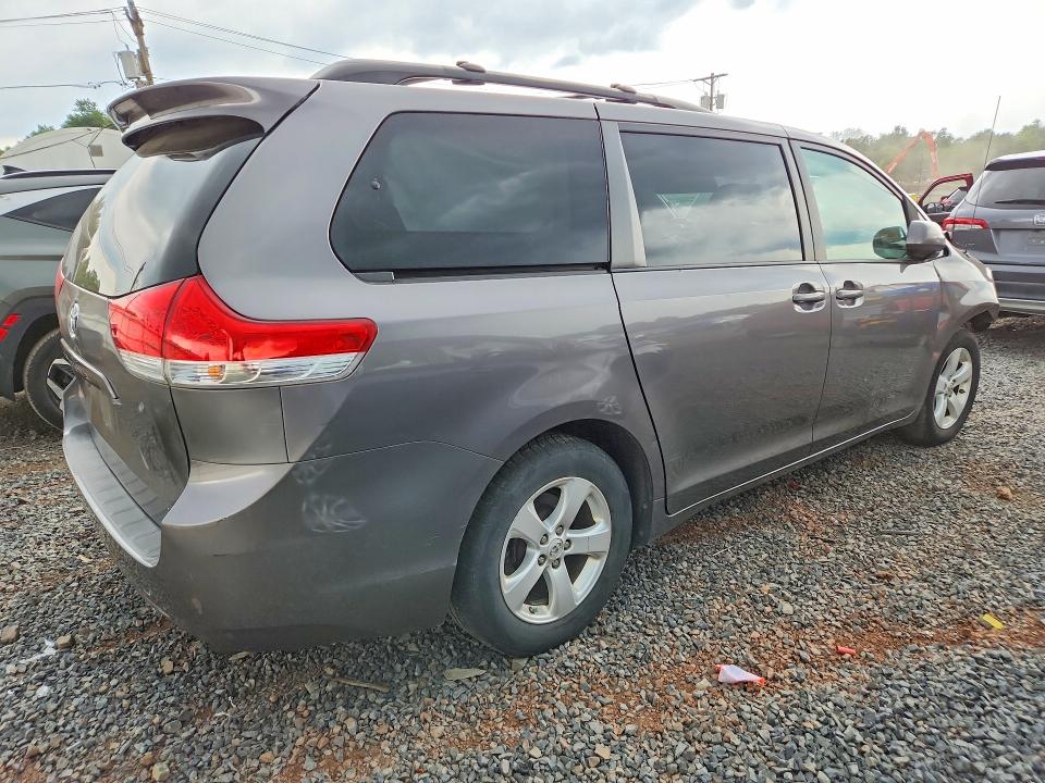2011 Toyota Sienna VIN 5TDKK3DC4BS169978 COPART salvage auction — FRONT END, Nj - Certificate Of Title, sold $975 on 2026-07-08 (photo 3)