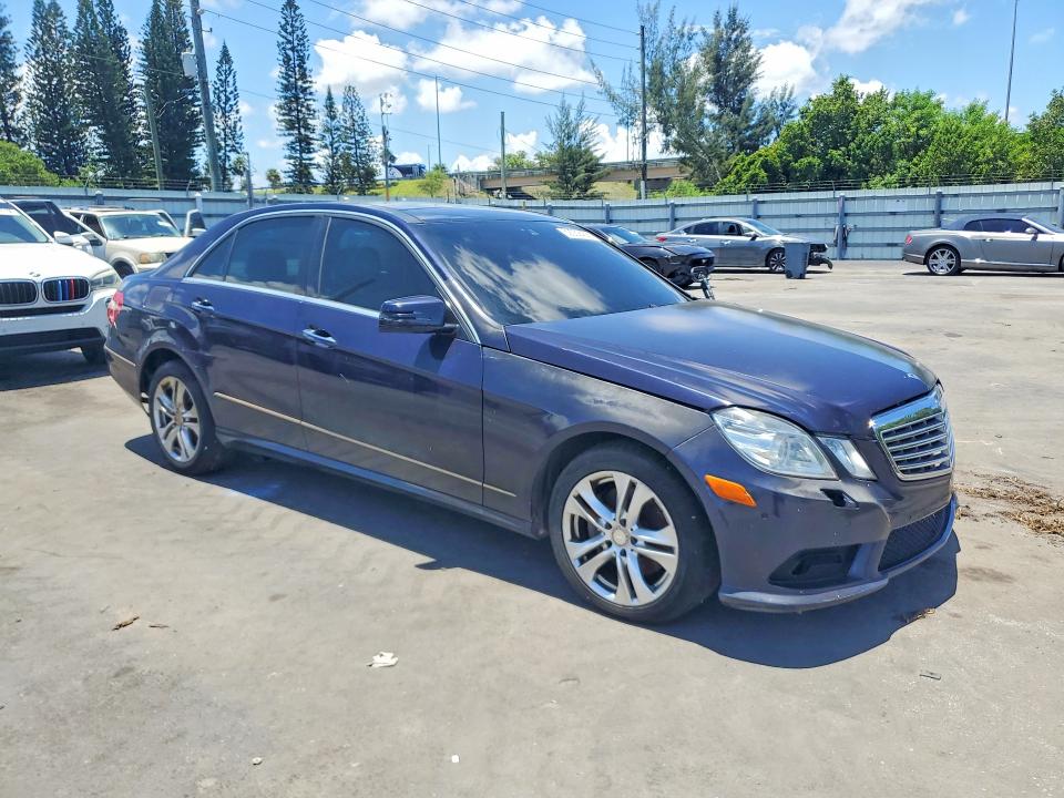 2011 Mercedes-benz E-class VIN WDDHF8HB2BA355793 COPART salvage auction — SIDE, Fl - Cert Of Title W/Slvg History, sold $400 on 2026-07-29 (photo 4)