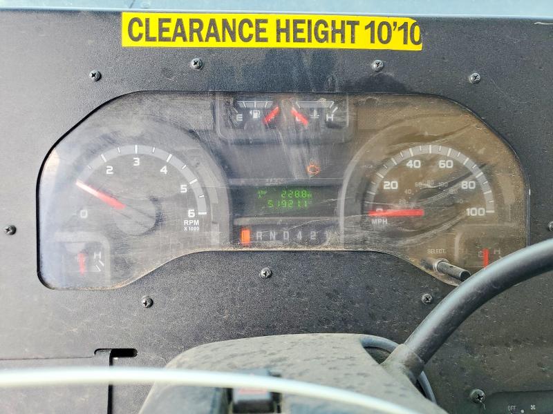 2019 Ford Econoline VIN 1FC3E4K68KDC48256 COPART salvage auction — MINOR DENT/SCRATCHES, Az - Certificate Of Title, sold $24,800 on 2026-07-30 (photo 9)