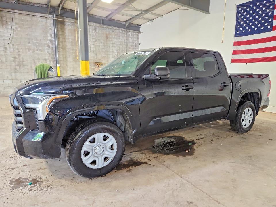 2025 Toyota Tundra VIN 5TFKB5DB0SX288737 COPART salvage auction — FRONT END, NC - DEALER ONLY CLEAN TITLE, sold $16,000 on 2026-07-09 (photo 1)